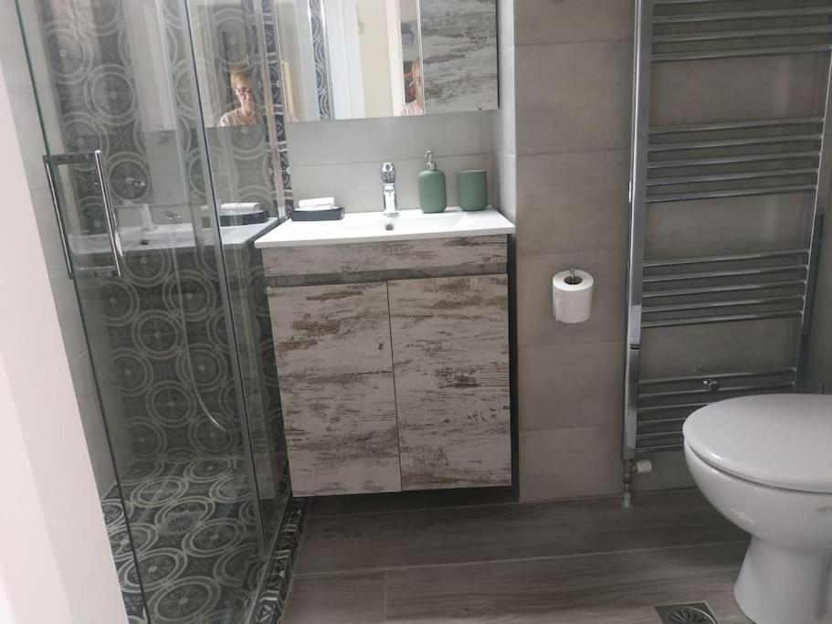 Appartamento View Near Metro Station Agia Marina *